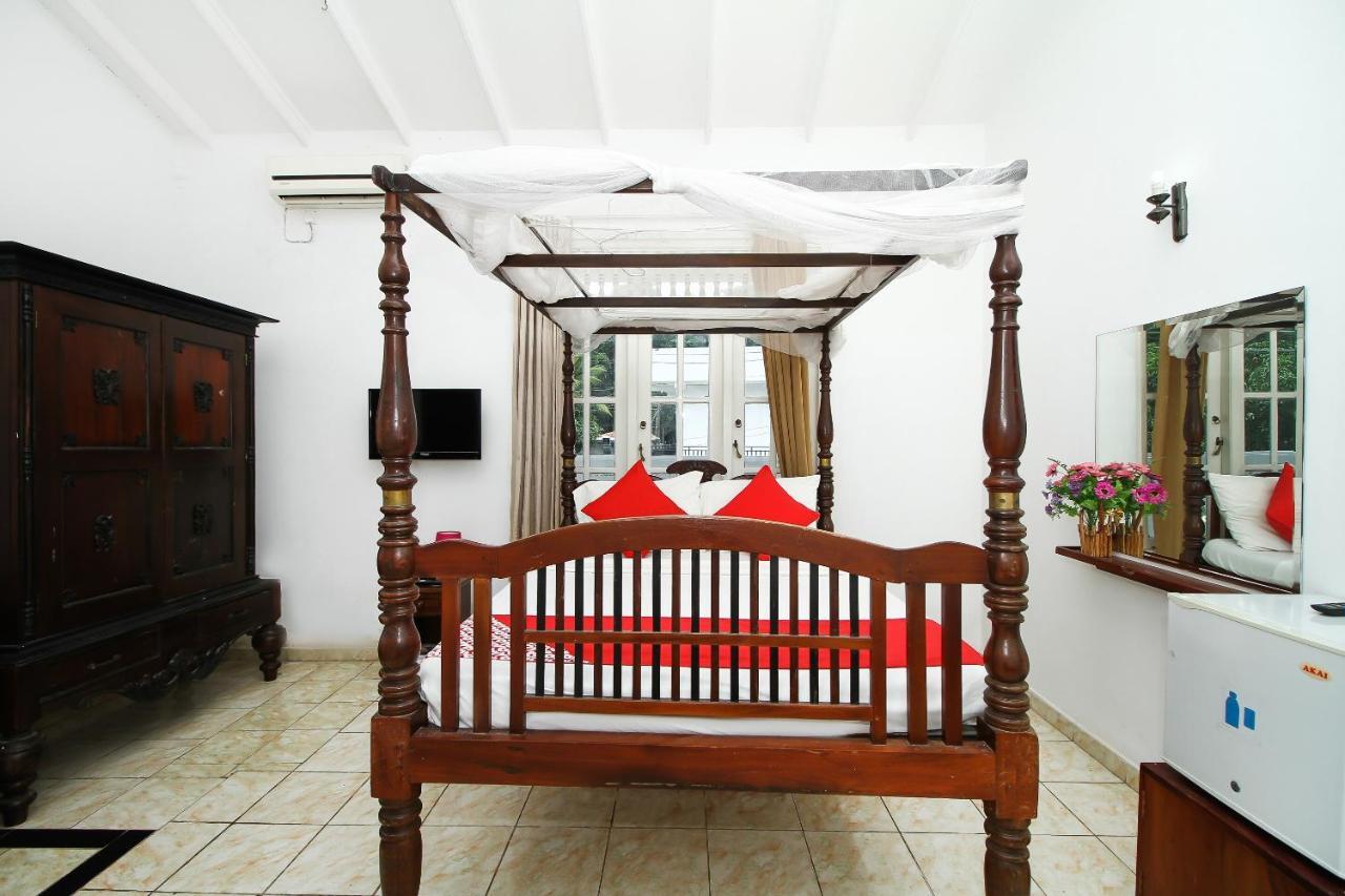 Hotel Empryean Katunayaka Phòng bức ảnh